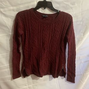 American eagle sweater